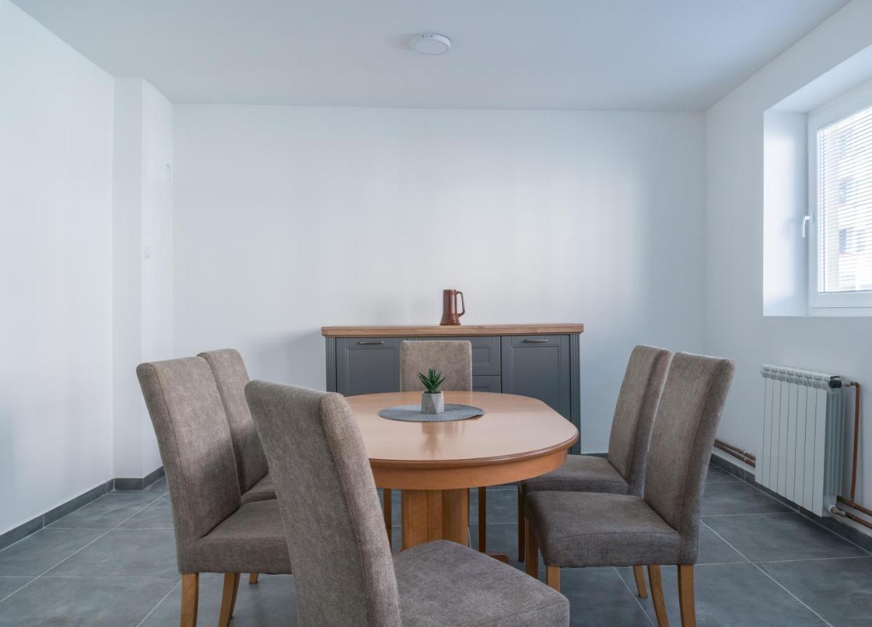Gerardus Apartmani Вършац Екстериор снимка